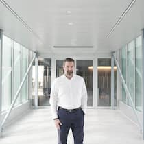 CEO Wolfgang Wienand (Bild) und Präsident Jean-Marc Huët liefern mit Lonza formidable Zahlen. Die Börse goutiert dies wenig.