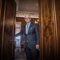 KRISENERPROBT Zusammengezählt fast 25 Jahre war er in Diensten der Grossbanken CS und UBS. Nun erstmals als oberster Chef.