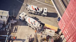 LafargeHolcim-Zementlieferung auf einer Baustelle in Zürich..