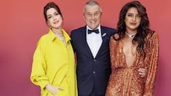 Bulgari-CEO Jean-Christophe Babin lässt Botschafterinnen für die Marke sprechen. Hier mit den Ambassadorinnen Anne Hathaway (l.) und Priyanka Chopra Jonas.