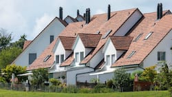 Häuser in Uster ZH: Wer 1998 ein Einfamilienhaus gekauft hat, darf sich in gewissen Fällen aber meist über einen noch grösseren Wertzuwachs freuen.