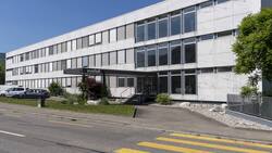 FIRMENSITZ des Schweizer Industriekonzerns Von Roll Holding AG in Breitenbach.