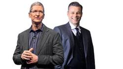 Börsengewinner und -verlierer: Apple-CEOTim Cook (l.) und Charles-Vögele-Chef Frank Beeck.