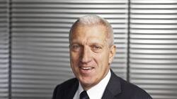 Raiffeisen-Chef Pierin Vincenz will die Privatbank Notenstein nicht verkaufen. (Bild: Keystone)