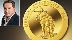 Wettbewerbsnachteil: Marc Gugerlis Goldhans kostet mehr als vergleichbare Goldmünzen – wegen der Mehrwertsteuer.