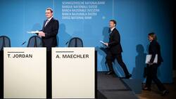 DREI VON DER SNB Mit dem Abschied von Vize Fritz Zurbrügg (Mitte) ist der Aufstieg von Andréa Maechler zur Nummer zwei hinter Thomas Jordan vorgespurt.