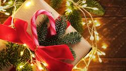 Geschenk_Schenken_Weihnachten_Christbaum
