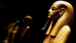 Dass der gute Ptahhotep durch die Niederschrift seiner Lebensmaximen 4000 Jahre später zu Berühmtheit kommen würde, hätte er vermutlich nicht gedacht. Die Tipps für das richtige Verhalten bei Streit (oder in Meetings) erschienen kürzlich in neuer Übersetzung von Toby Wilkinson.