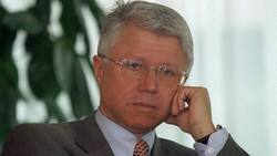 Hans-Dieter Vontobel als Banker 1997: Heute macht er sich als Weinproduzent einen Namen.  KEY