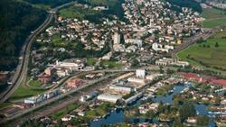 Pfäffikon: Die verkehrsgünstige Lage am Zürichsee und niedrige Steuern lockten einst Finanzfirmen an.