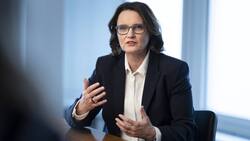 Im Vorfeld galten besonders Finma-Chefin Marlene Amstad und Ueli Maurer als Schussfeld-Kandidaten. Doch hart trifft sie der Bericht nicht.