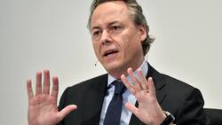 SCHWEIZ BANK UBS HAMERS