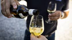Ist das tägliche Glas Wein wirklich so gefährlich?