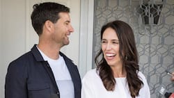 Jacinda Ardern mit ihrem Lebensgefährten letzte Woche im neuseeländischen Auckland bei der Bekanntgabe der Schwangerschaft. W