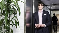 Keegan McBride ist ein international renommierter Experte für digitale Governance, KI, Technologie- und Geopolitik.