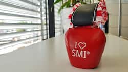 Eine Glocke, mit der die SIX für den Leitindex SMI wirbt.