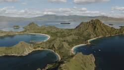 padar island in komodo national park
