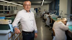Christopher Bitterli, hier in seiner Uhrenfabrik in Tenniken BL, ist nicht bereit, die hohen US-Zölle alleine zu tragen.