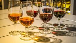 Tawny oder Ruby? Die Ausbauart bestimmt Farbe und Geschmack der Portwein-Klassiker.