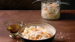 Die Anhänger dieser Ernährungsweise sind offenbar zu dem Schluss gekommen, dass die gesundheitlichen Vorteile von Sauerkraut den leicht schwefelartigen Geruch überwiegen. 
