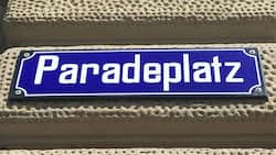 Schild am Zürcher Paradeplatz, dem symbolischen Schweizer Finanzzentrum.