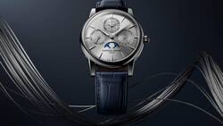 Die Classic Perpetual Calendar Manufacture in Stahl mit silbernem Zifferblatt.