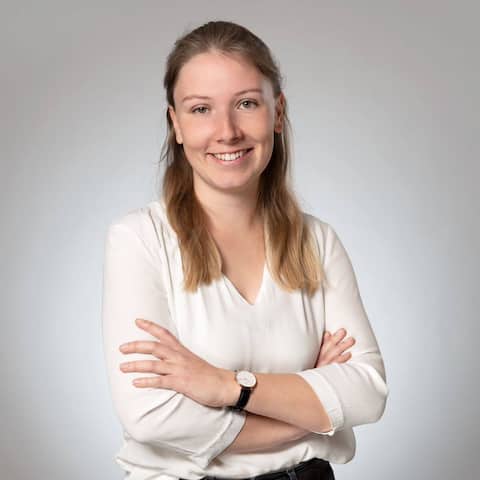 aisha_gutknecht_cash