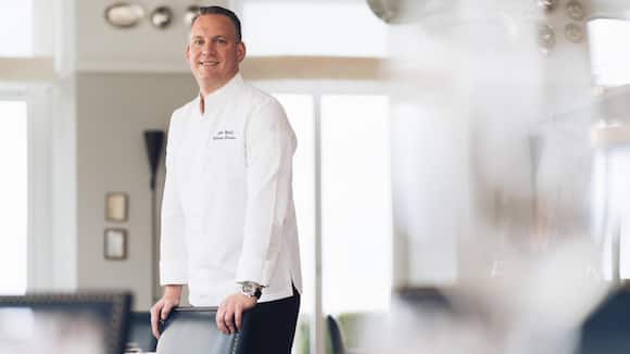 Mike Wehrle ist gastronomisches Mastermind der Bürgenstock Collection und aktuell von der BILANZ zum «Culinary Director des Jahres» gekürt.