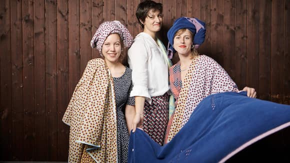 Kollektiv vier Johanna Widmer, Mirjam Huwiler (rechts) und Eva Zuberbühler