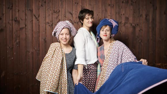 Kollektiv vier Johanna Widmer, Mirjam Huwiler (rechts) und Eva Zuberbühler