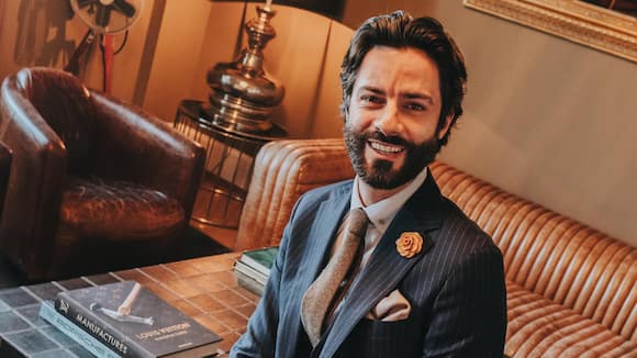 Er macht die Männer schöner und sieht auch selber gut aus: der Inhaber der Gentlemen’s Clinic im Zürcher Seefeld, Giuliano Lenz.