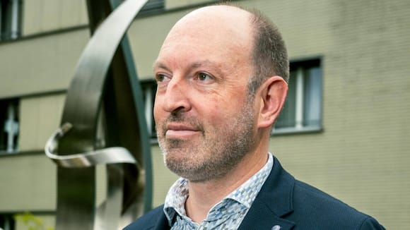 Roman Kunz, Geschäftsleiter der Appenzeller Versicherungen, setzt auf den persönlichen Kontakt mit den Versicherten statt auf anonyme Formulare.