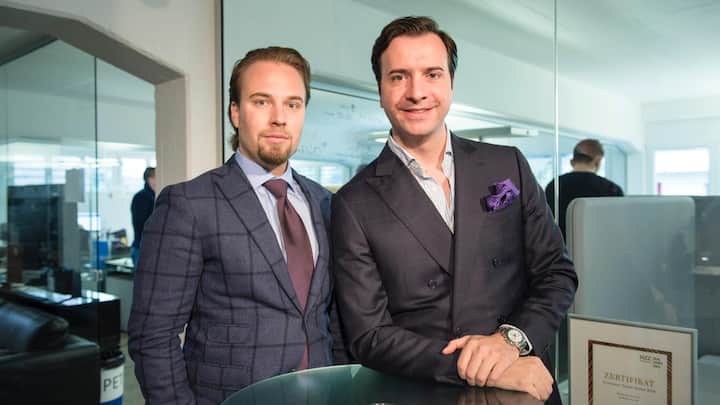 Robert Plantak und Herrn Gjeloshi (links Plantak, rechts Gjeloshi)