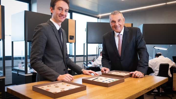 Arnault und Babin in Saignelégier, in der Manufacture d’habillage eröffnen 