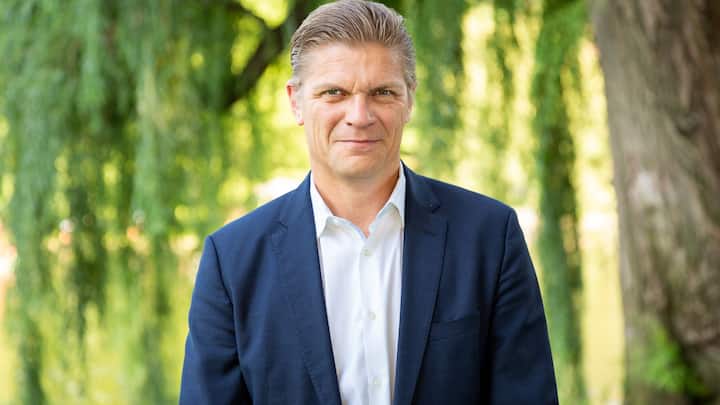 Bjørn Sibbern (l.) ersetzt ab 1. Januar Jos Dijsselhof als CEO von SIX. Letzterer war sieben Jahre lang an der Spitze.