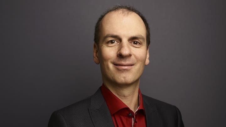 SCHWEIZ COMPETEC HOLDING ROLAND BRACK