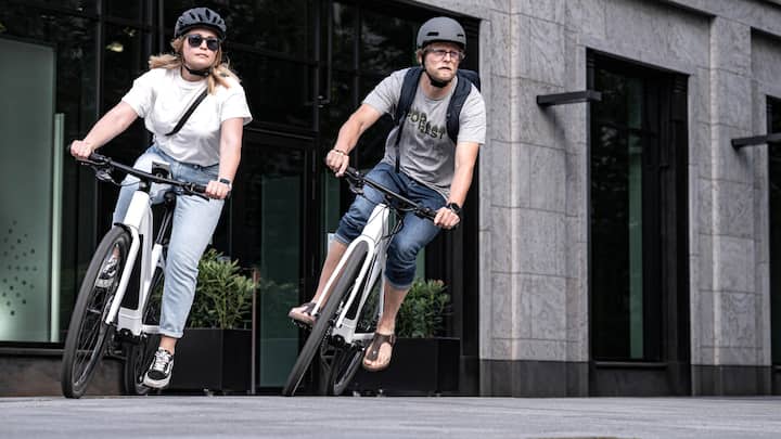 zweisitzer der anderen ArtWenn der Sportwagen geschont werden soll: Porsche steckt hinter diesen Velos, die womöglich so stylish sind wie Autos aus Stuttgart.