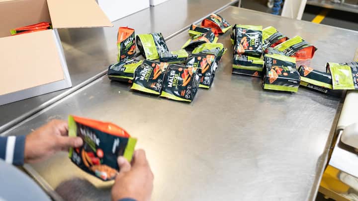 Bei Migros und Coop hat es die kleine Chirpies schwer. Stattdessen zählt sie die italienische ­Supermarktkette Conad zu ihren Kunden.