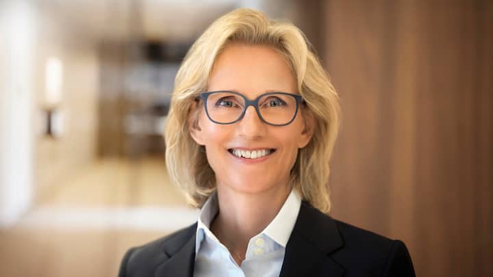 Die Schweiz-Chefin:Sabine-Keller-BusseDer Auswahlprozess war ernüchternd – in der Geschäftsleitung Schweiz befindet sich kein CS-Vertreter: «Das war kein fehlender Wille.»
