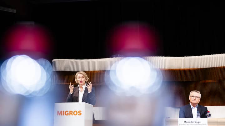 kühle kommunikationMit kühlen Statements habe die Migros ihren Umbau im Februar bekannt gegeben, sagen Kritiker.