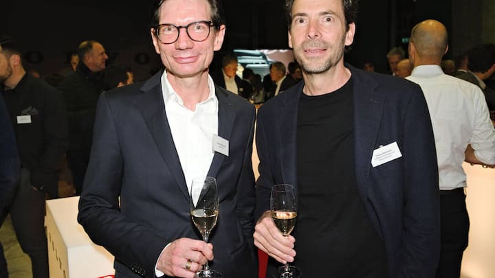 Patrick Pfannkuche, GÃ¼belin AG; Thomas RÃ¼ttimann, ZipMedia AG Media und Kommunikation