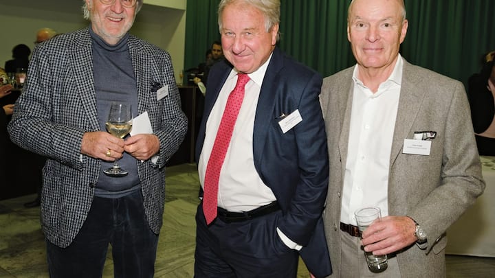 Herbert WÃ¼st, Intercity Group Holding: BjÃ¶rn Johansson, Dr. BjÃ¶rn Johansson Associates AG; Peter Friedli, Friedli Corporate Finance