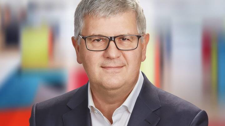 Mit Stefan Mäder steht Aellig auch heute noch im Austausch.