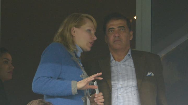 Marseille's owner Margarita Louis-Dreyfus with Moroccan billionaire Mehdi El Glaoui during the French Cup 2016 final match between Paris Saint-Germain and Olympique de Marseille at Stade de France in Paris, France on May 21, 2016. PSG won 4-2. Photo by Henri Szwarc/ABACAPRESS.COM  | 548084_041 Paris France (FOTO: DUKAS/ABACA)
