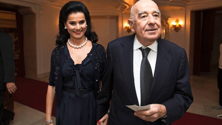 SÃO PAULO, SP, BRASIL, 26-05-2014: O banqueiro Joseph Safra com a mulher e empresÃ¡ria, Vicky, durante a apresentaÃ§Ã£o da Ã³pera "Carmen" no Theatro Municipal, em SÃ£o Paulo (SP). (Foto: Bruno Poletti/Folhapress)