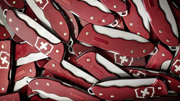 Reporage Ã¼ber die Produktion der Victorinox Taschenmesser.
