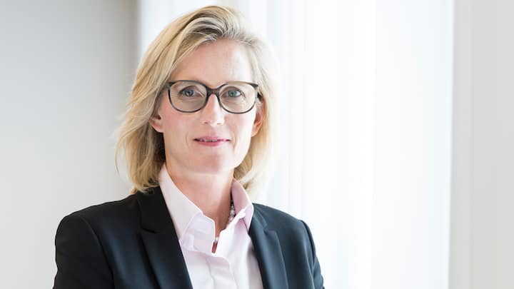SABINE KELLER BUSSE