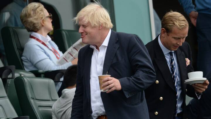 LONDON, ENGLAND - SEPTEMBER 8 : Boris Johnson returns to his seat at the cricket pulling a face during the fifth Specsavers Test Match between England and India at The Kia Oval on September 8, 2018 in London, England. (Photo by Philip Brown/Getty Images)