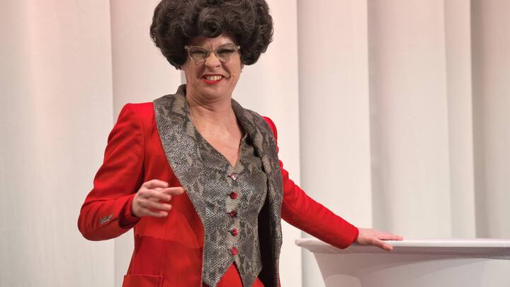 Regula Esposito / Helga Schneider