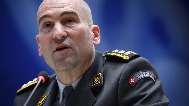 Swiss army chief Thomas Suessli briefs the media about the latest measures to fight the Covid-19 Coronavirus pandemic, in Bern, Switzerland, Monday, March 16, 2020.(KEYSTONE/Anthony Anex)
